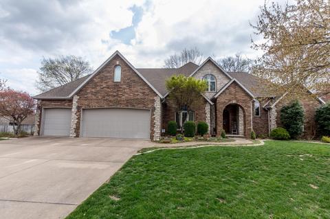 2334 S Oakbrook Ave, Springfield, MO 65809 photo 1