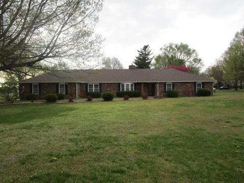 2174 E 12th St, Carthage, MO 64836 photo 1