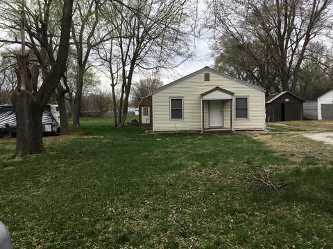 3035 W Chestnut St, Springfield, MO 65803 photo 1