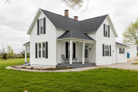 614 Old Wire Rd, Clever, MO 65631 photo 1