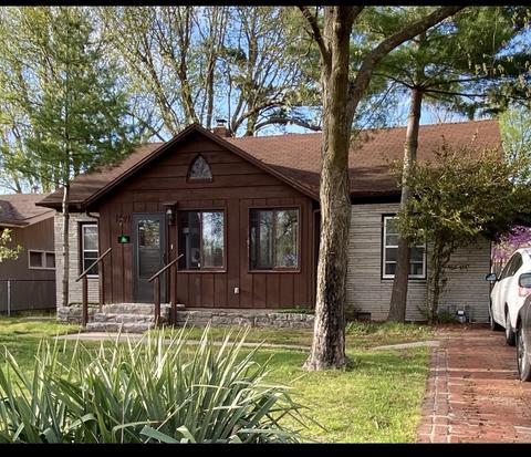 1471 E Lindberg St, Springfield, MO 65804 photo 1