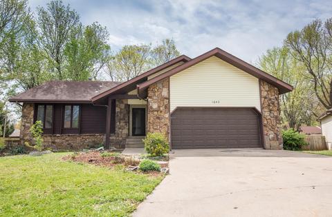 1642 W Lindberg St, Springfield, MO 65807 photo 1