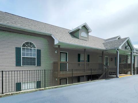 530 Abby Ln #2, Branson, MO 65616 photo 1