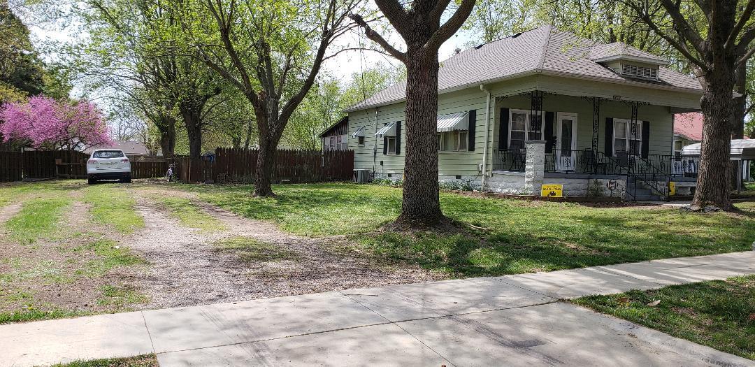 457 W Dunn, Monett, MO 65708 photo 1