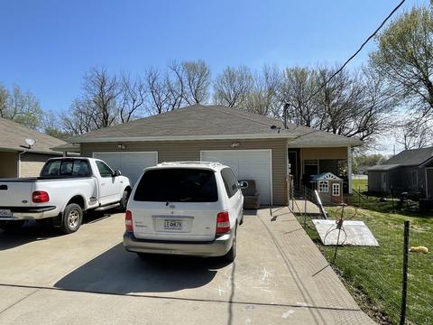 1810 N Hilton Ave, Springfield, MO 65802 photo 1