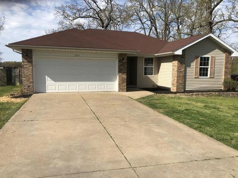 307 Mcknight, Clever, MO 65631 photo 1