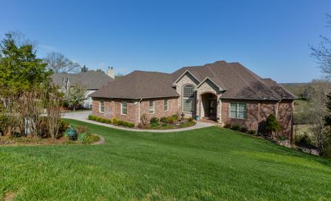 305 Silveroak Pl, Branson West, MO 65737 photo 1
