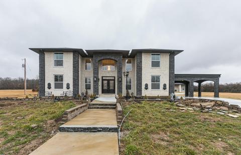 1879 E Farm Road 82, Springfield, MO 65803 photo 1
