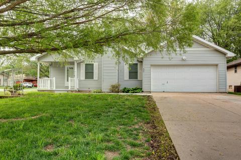 646 E Kerr St, Springfield, MO 65803 photo 1