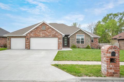 3742 W Stonehinge Dr, Springfield, MO 65807 photo 1
