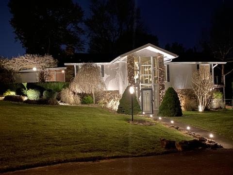 2005 E Cardinal St, Springfield, MO 65804 photo 1