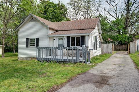 2120 N Travis Ave, Springfield, MO 65803 photo 1
