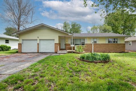 1658 S St Charles Ave, Springfield, MO 65804 photo 1