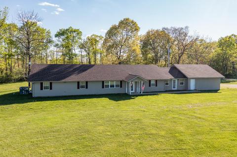 255 Sugar Camp Dr, Sparta, MO 65753 photo 1