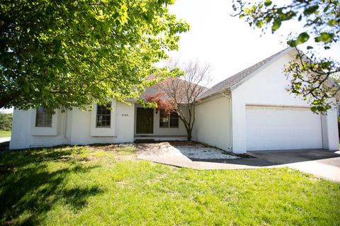 3754 E Bowman St, Springfield, MO 65809 photo 1