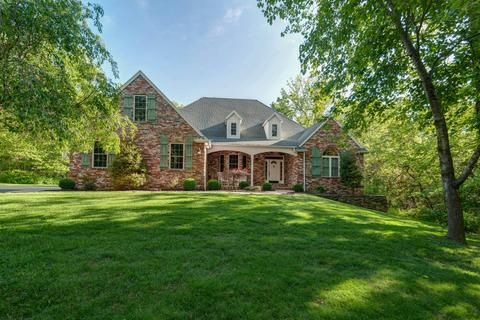 4826 N Red Hawk Cir, Springfield, MO 65803 photo 1