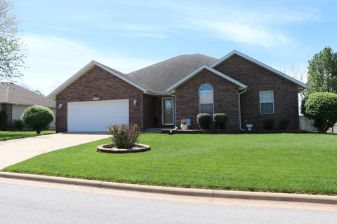 1604 E Barnes St, Ozark, MO 65721 photo 1