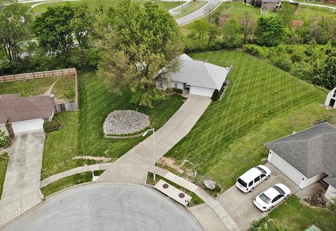 3959 W Ildereen St, Springfield, MO 65807 photo 1