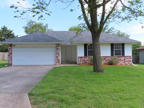 3945 W Berkeley St, Springfield, MO 65807 photo 1