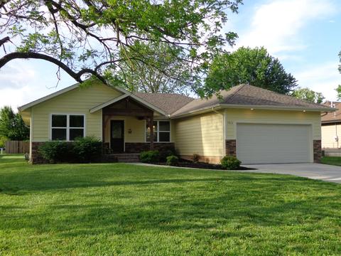 1217 W Tracy St, Springfield, MO 65807 photo 1