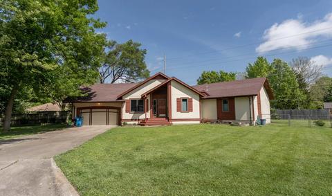 2243 E Meadow Dr, Springfield, MO 65804 photo 1