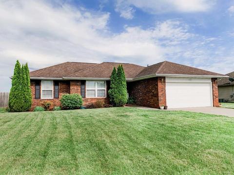 720 Cambridge St, Marshfield, MO 65706 photo 1
