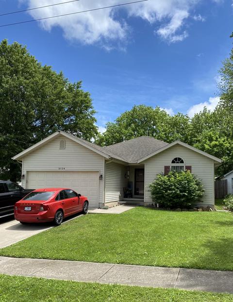 2134 N Albertha Ave, Springfield, MO 65803 photo 1