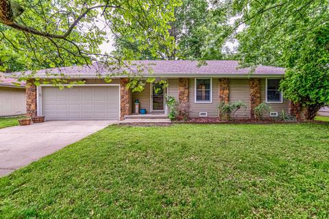 3610 S Hillcrest Ave, Springfield, MO 65807 photo 1