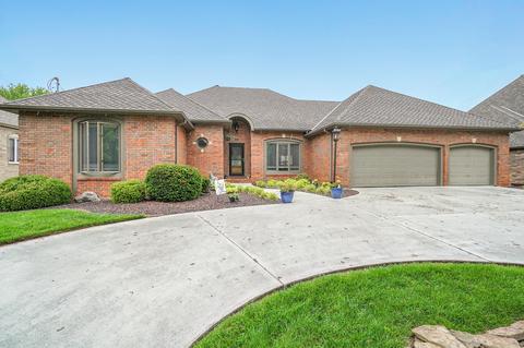 1915 E Nottingham St, Springfield, MO 65804 photo 1