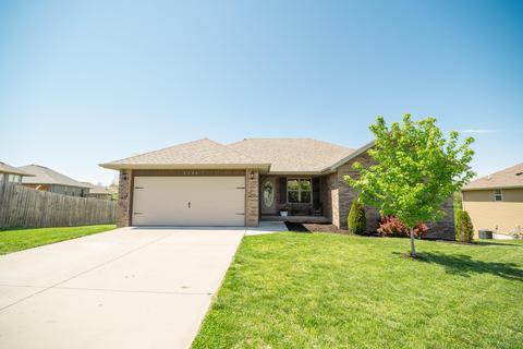 1104 E Fieldstone Dr, Ozark, MO 65721 photo 1