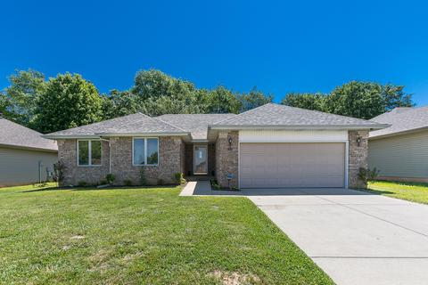 2846 S Pinehurst Ave, Springfield, MO 65807 photo 1