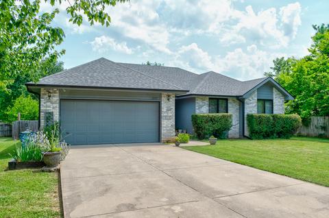 3179 W Katella St, Springfield, MO 65807 photo 1