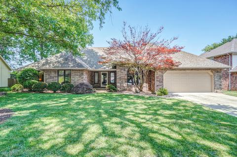 3819 E Linwood St, Springfield, MO 65809 photo 1