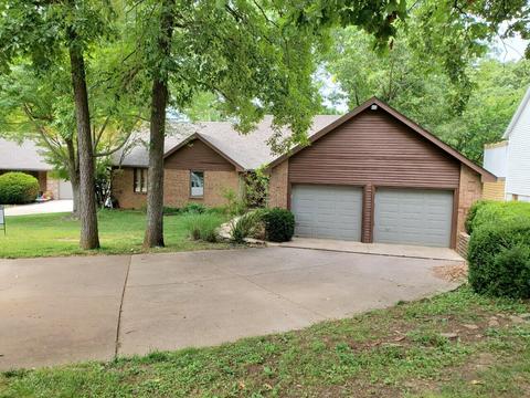 1391 W Bradley St, Springfield, MO 65803 photo 1