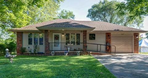209 Elm St, Nixa, MO 65714 photo 1