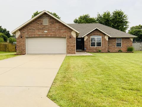 714 E Sidney St, Willard, MO 65781 photo 1