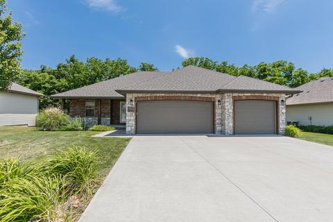 2008 S Thomas Dr, Ozark, MO 65721 photo 1