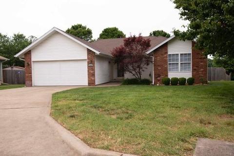 2315 S Thelma Ave, Springfield, MO 65807 photo 1
