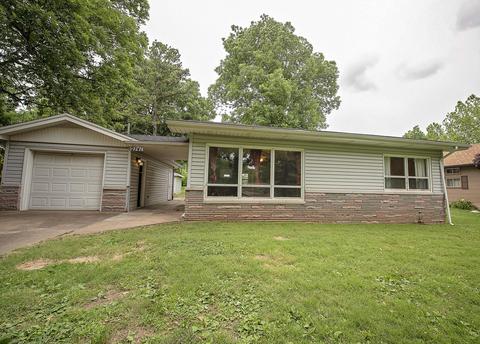 2741 W Grand St, Springfield, MO 65802 photo 1