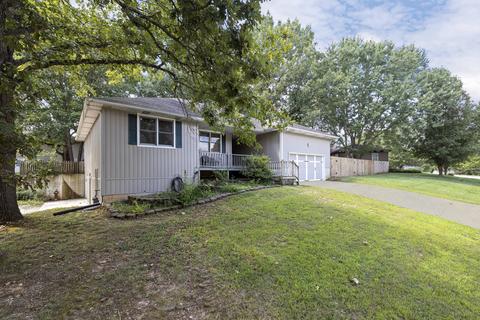 1608 E Melanie Ln, Ozark, MO 65721 photo 1