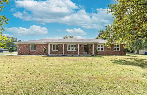 2528 W Pinewood Dr, Willard, MO 65781 photo 1