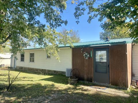 1422 E Dade 26, Aldrich, MO 65601 photo 1