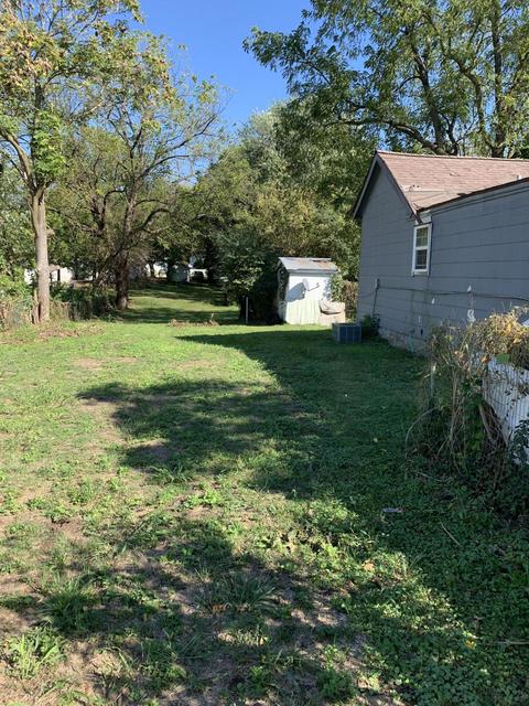 2150 N Pierce Ave, Springfield, MO 65803 photo 1