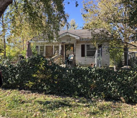 2051 N Marion Ave, Springfield, MO 65803 photo 1