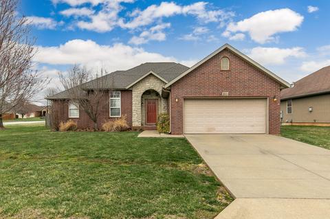 2001 E Warwick Dr, Ozark, MO 65721 photo 1