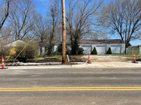 1404 S Farm Rd 129, Springfield, MO 65807 photo 1