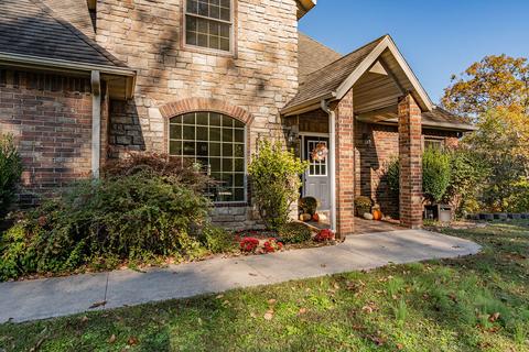208 Mahnkey Rd, Forsyth, MO 65653 photo 1