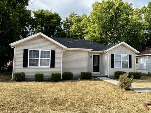 725 E 6th St, Carthage, MO 64836 photo 1