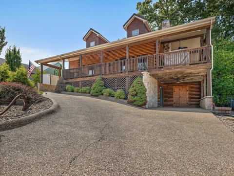 173 N Rainbow Dr, Branson, MO 65616 photo 1