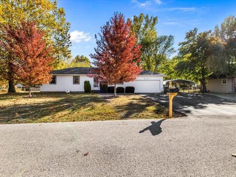 4216 W Mesa St, Battlefield, MO 65619 photo 1